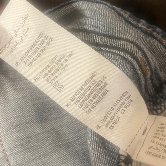 Abercrombie & Fitch Distressed the Skinny High Rise Jean Women's 8 Regular - Picture 8 of 8